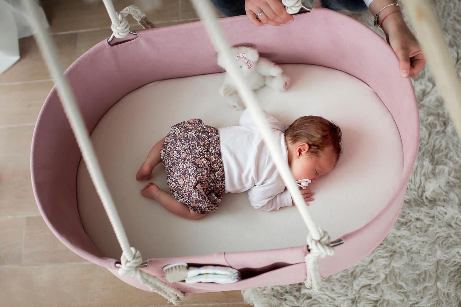 Kołyska BabyCare różowa ze stelażem - obrazek 7